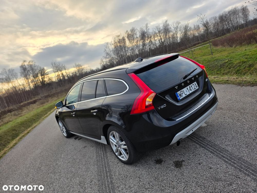 Volvo V60 D4 Geartronic Momentum - 7