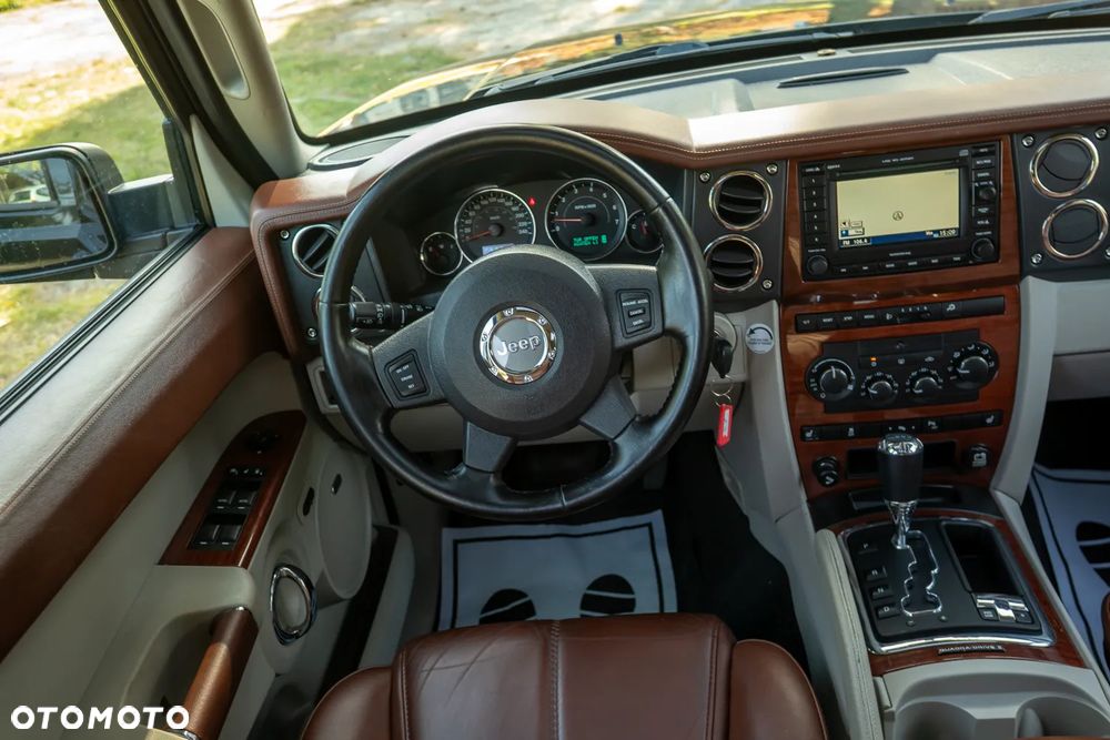 Jeep Commander 3.0 CRD Limited - 37