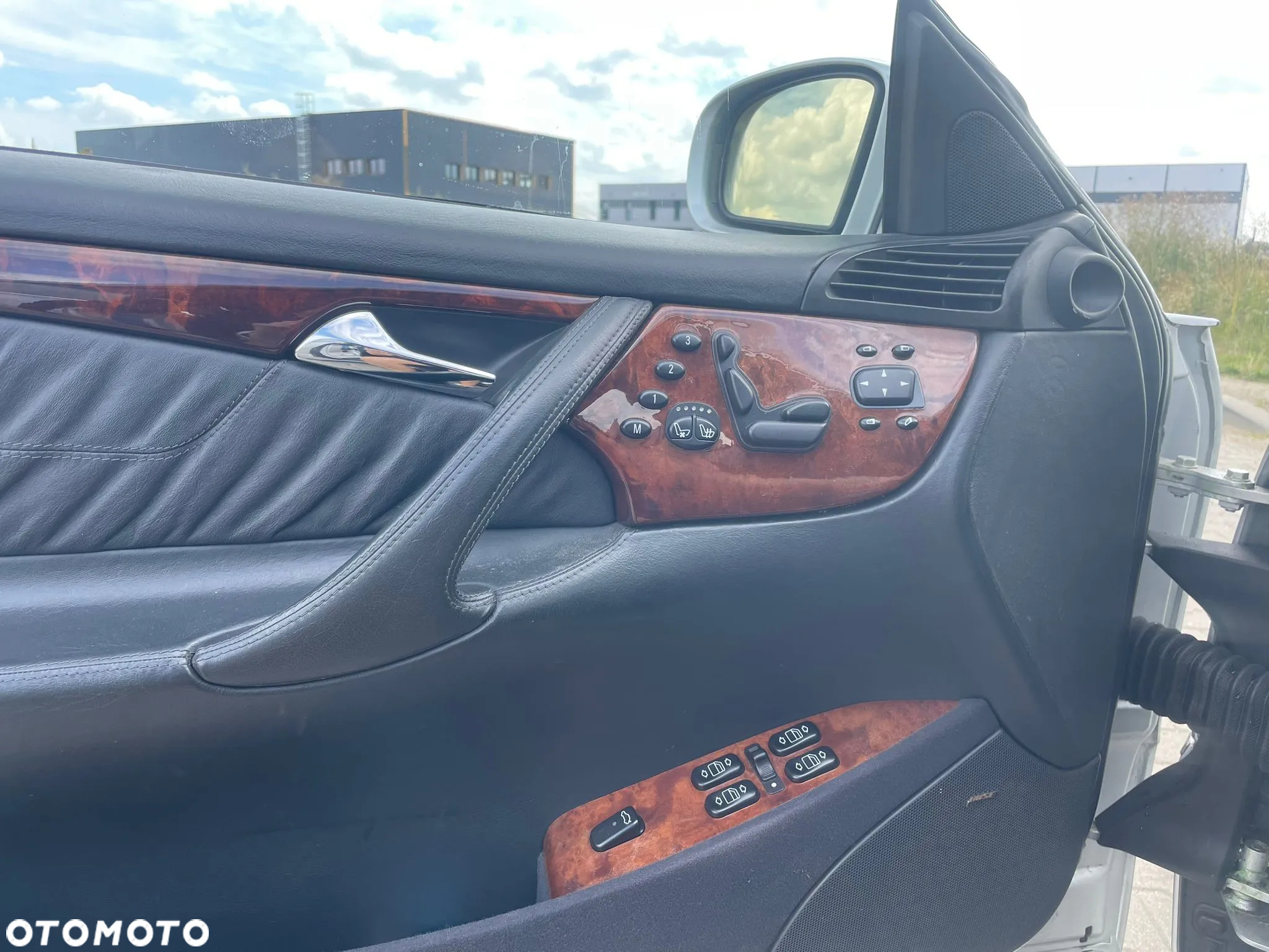 Mercedes-Benz CL 600 - 21