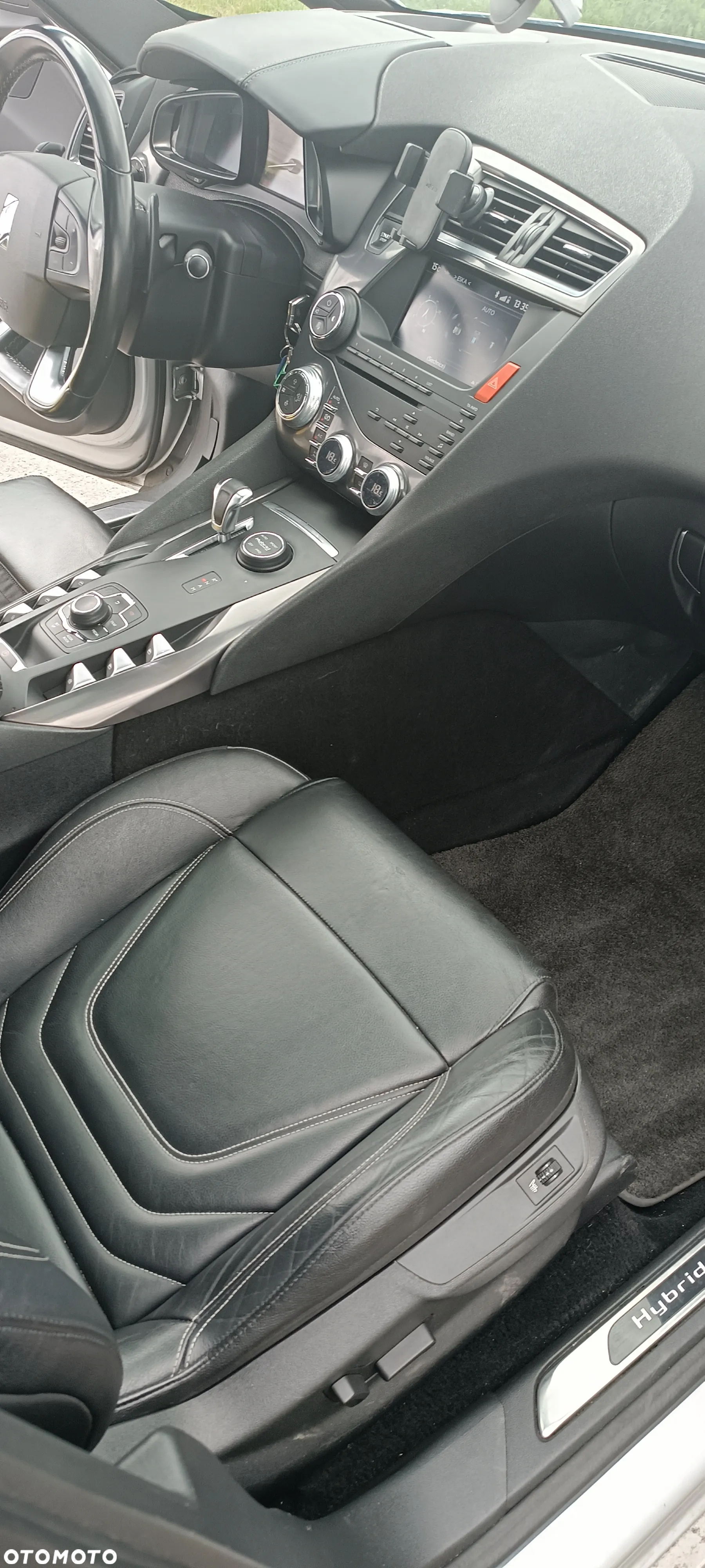 Citroën DS5 Hybrid4 Business Class - 20