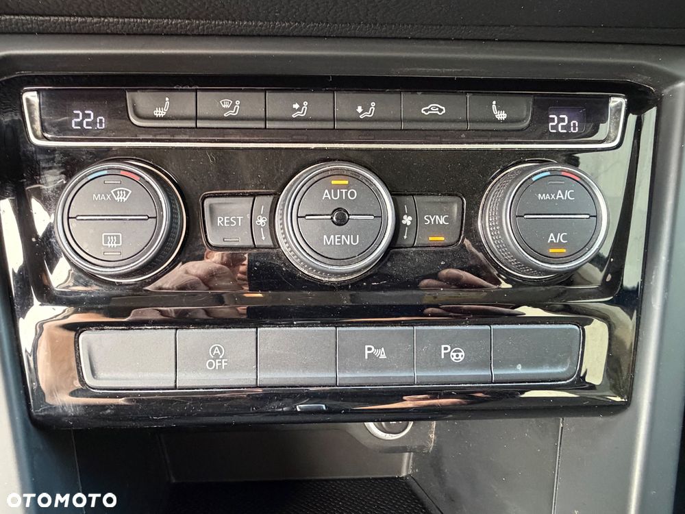 Volkswagen Touran 2.0 TDI BMT IQ Drive DSG - 22