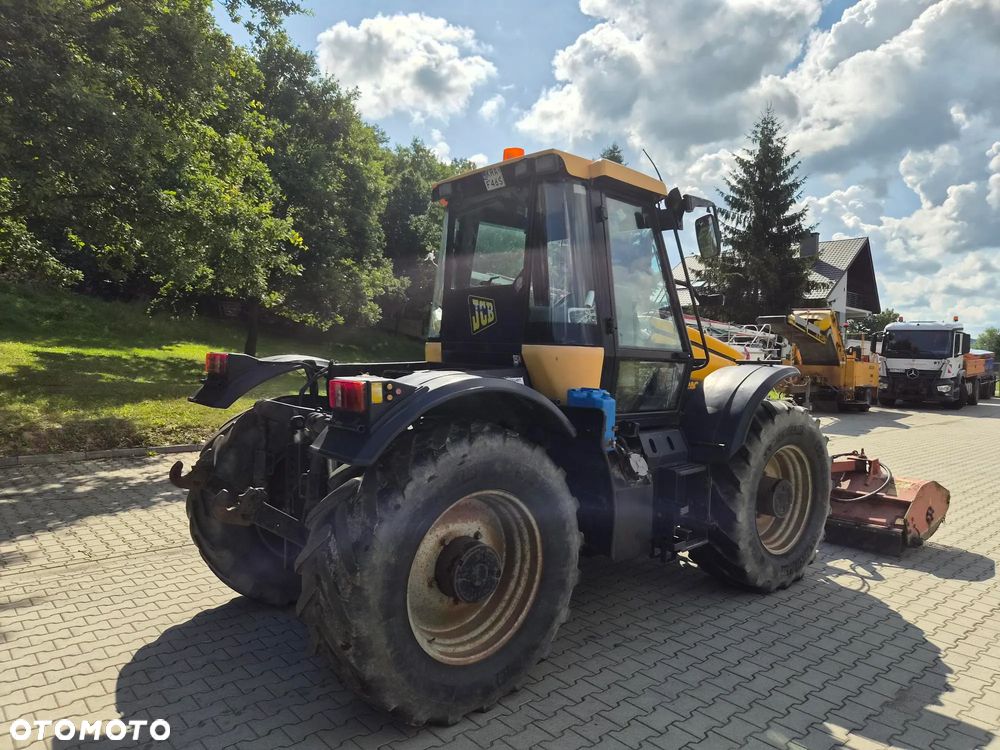JCB FASTRAC 2115 - 5