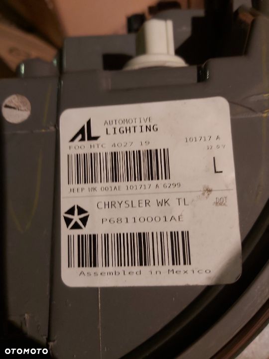 Lampa tylna lewa Jeep Grand Cherokee Wk2 lift - 3