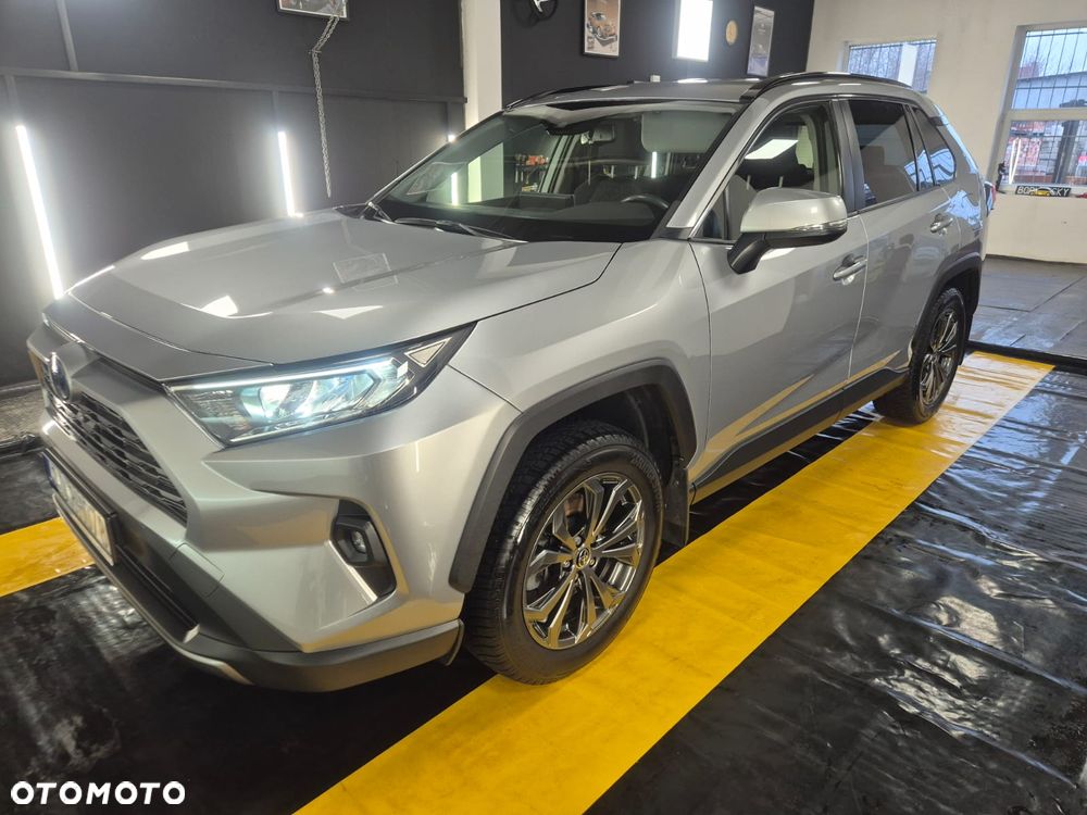 Toyota RAV4 - 2