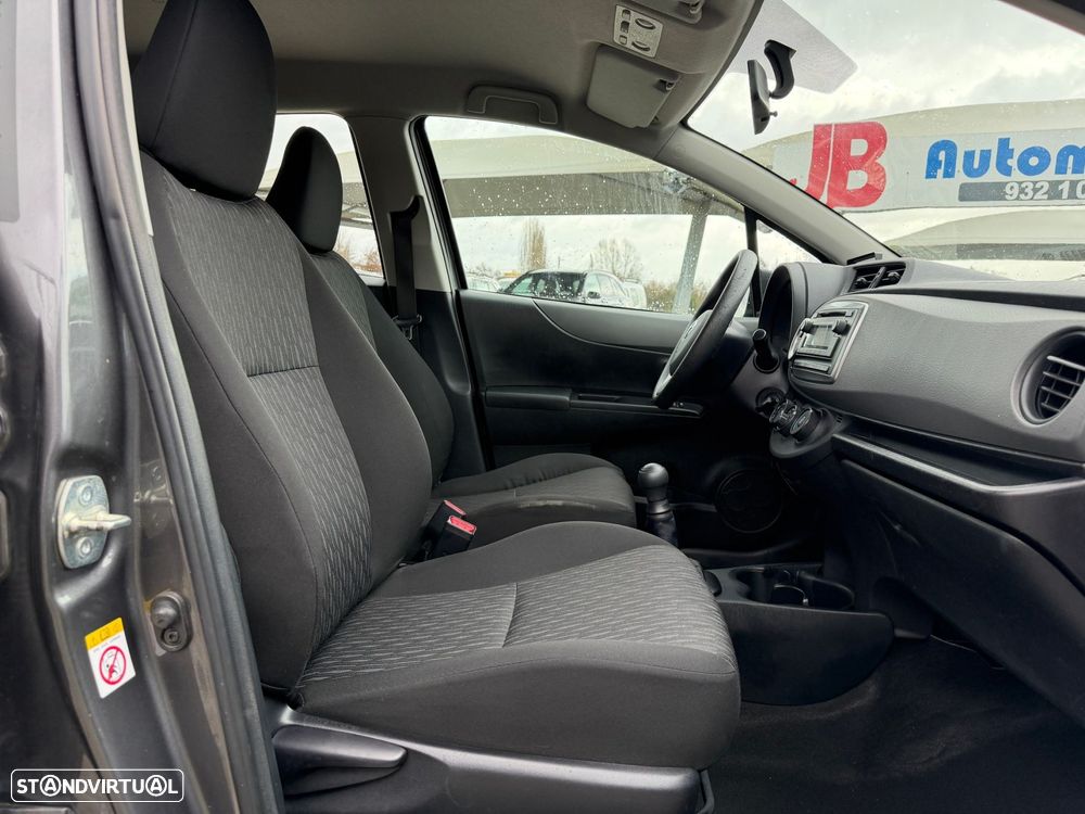 Toyota Yaris 1.0 VVT-i Comfort+AC - 10