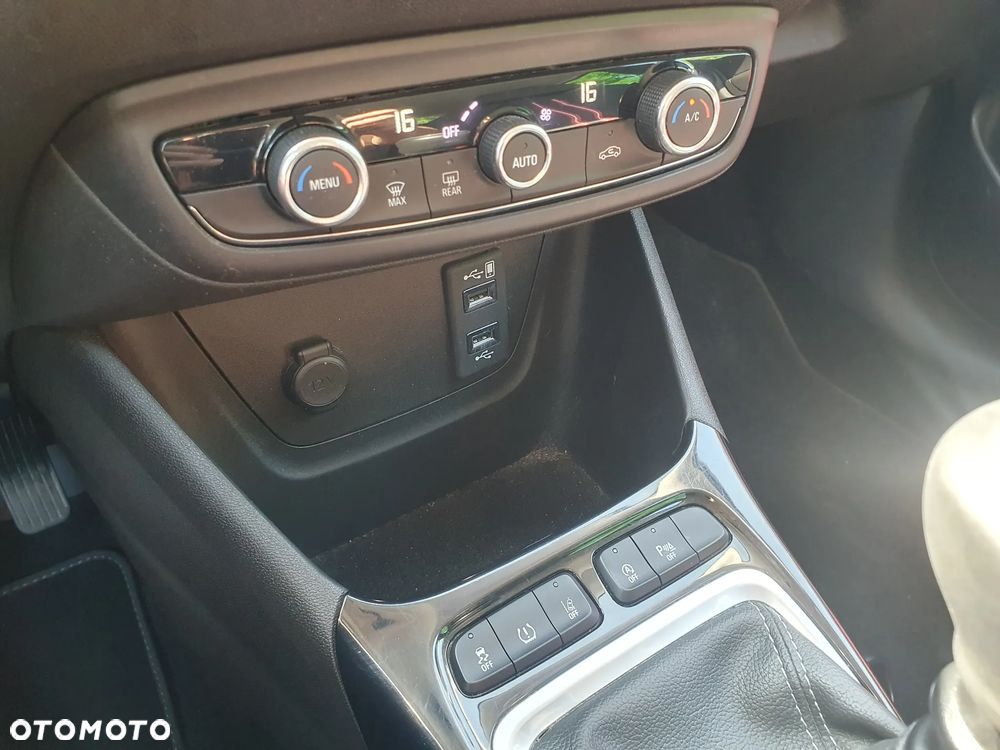 Opel Crossland X 1.2 Start/Stop Design Line - 12