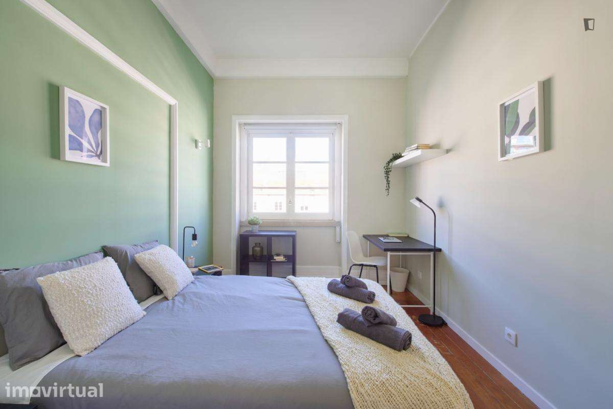 Quarto - localizado em Marquês de Pombal Lisbon - Grande imagem: 2/55
