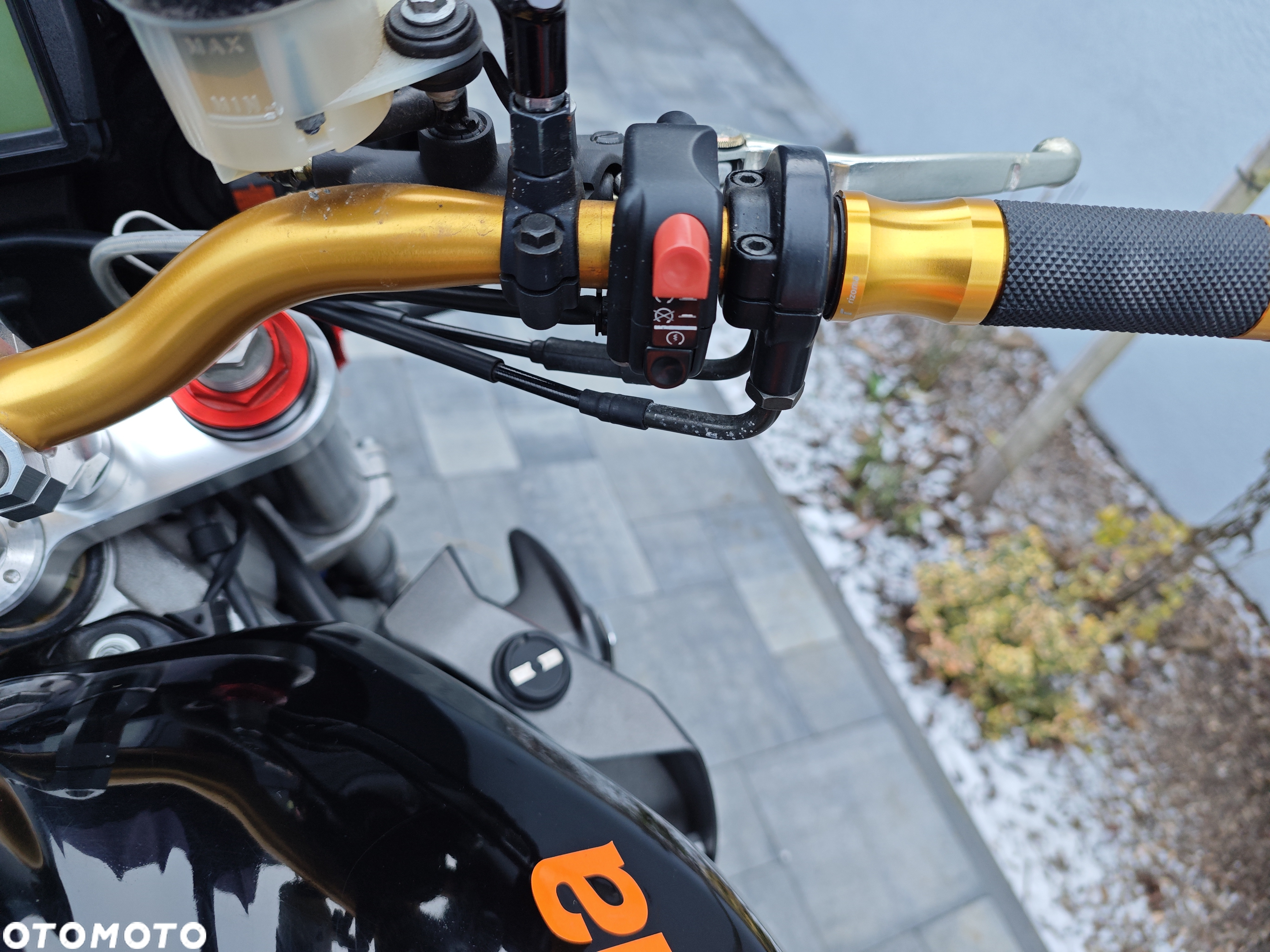 Aprilia RSV - 10