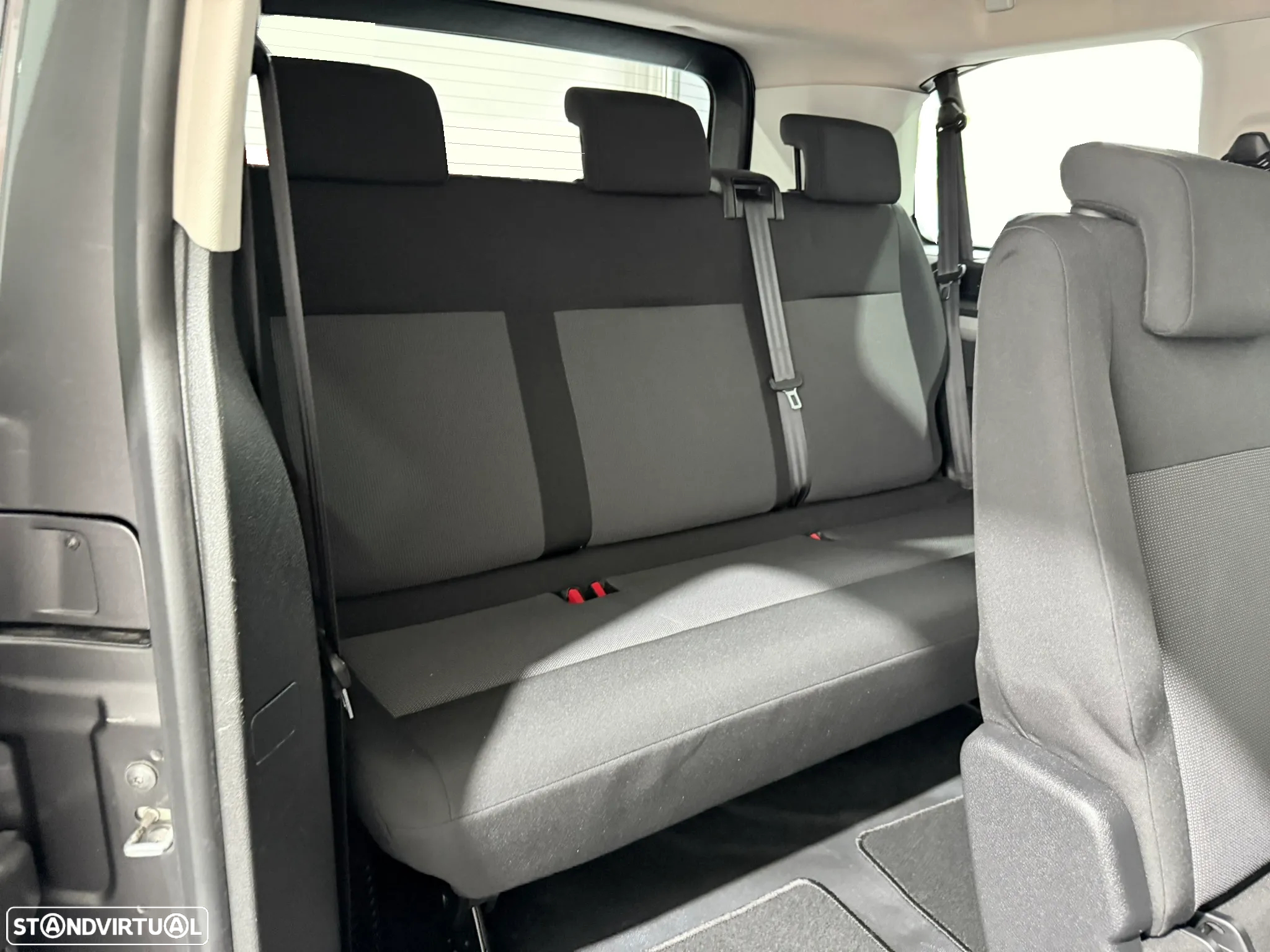 Peugeot Traveller 1.5 BlueHDi L2H1 Active Standard - 31