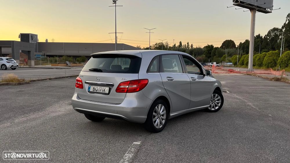Mercedes-Benz B 180 CDI BlueEFFICIENCY Edition Style - 2