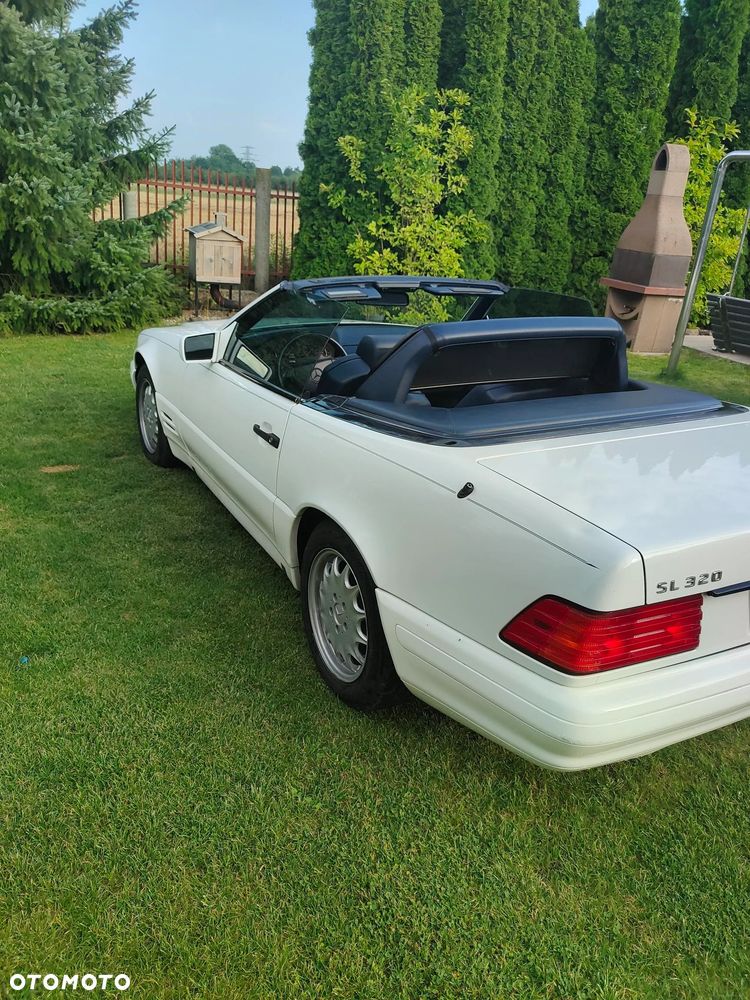 Mercedes-Benz SL - 11