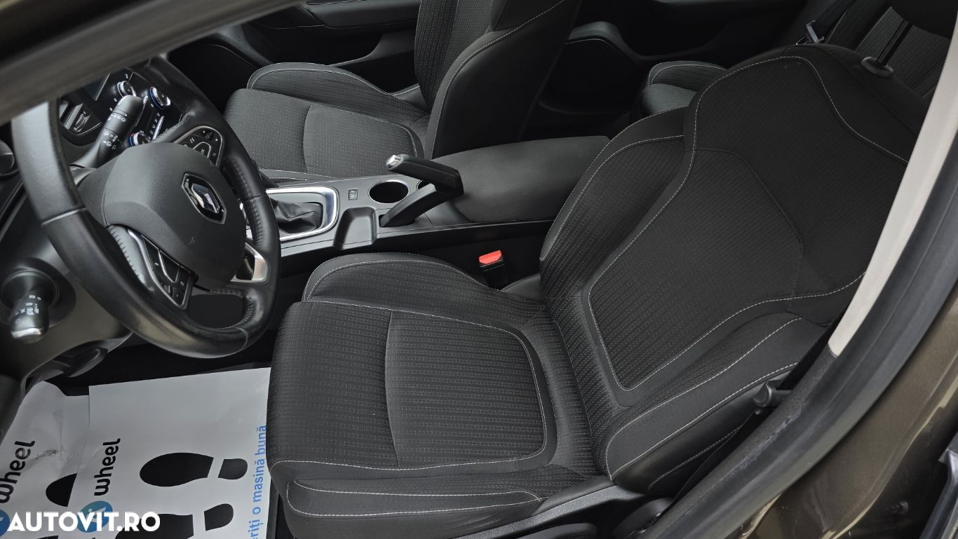 Renault Megane - 12