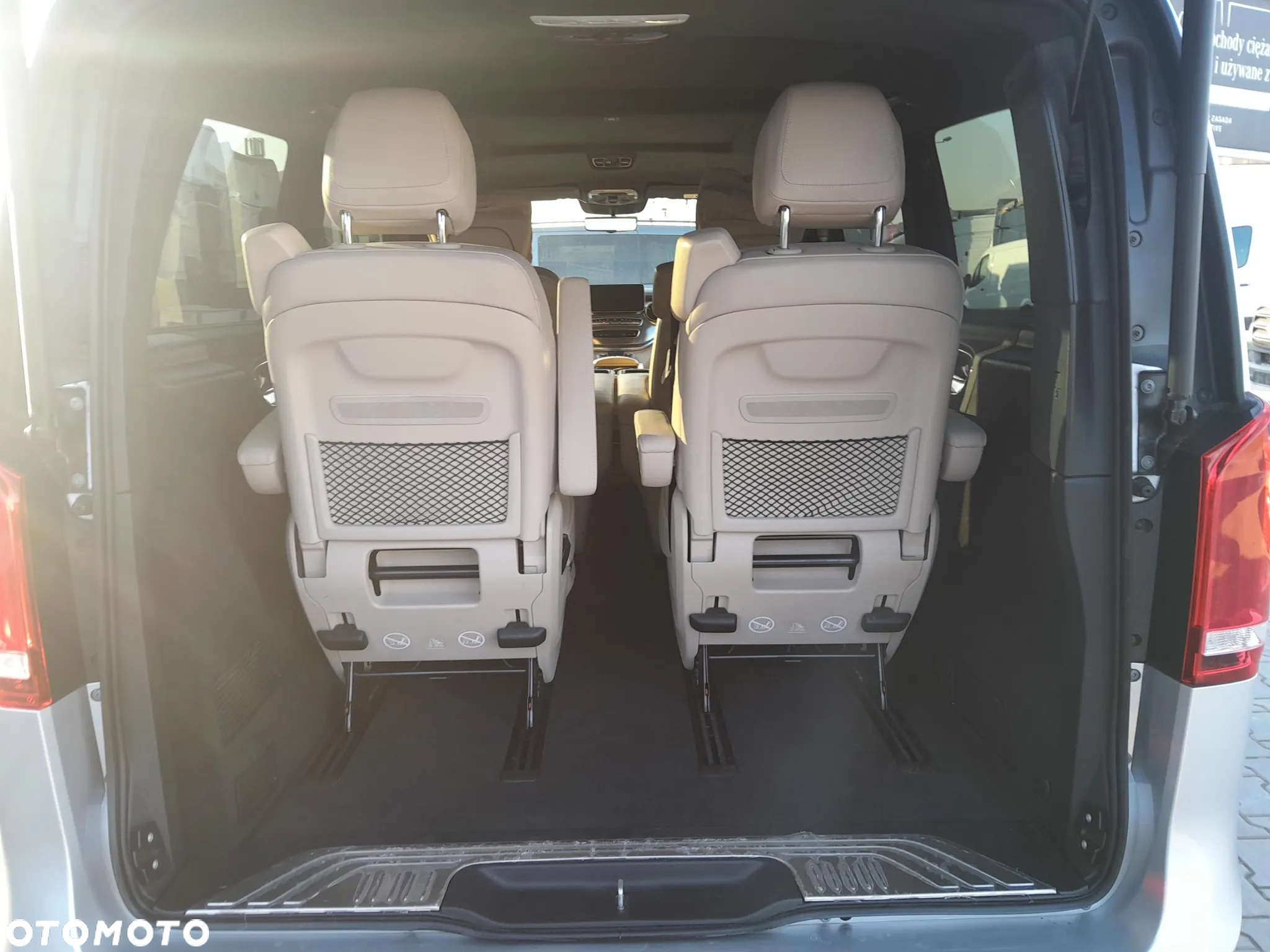 Mercedes-Benz Klasa V 300 d Exclusive 9G-Tronic (d³ugi) - 16