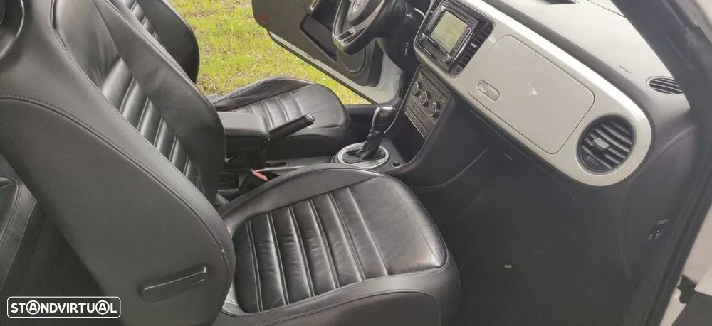 VW New Beetle 2.0 TSI Sport DSG - 17