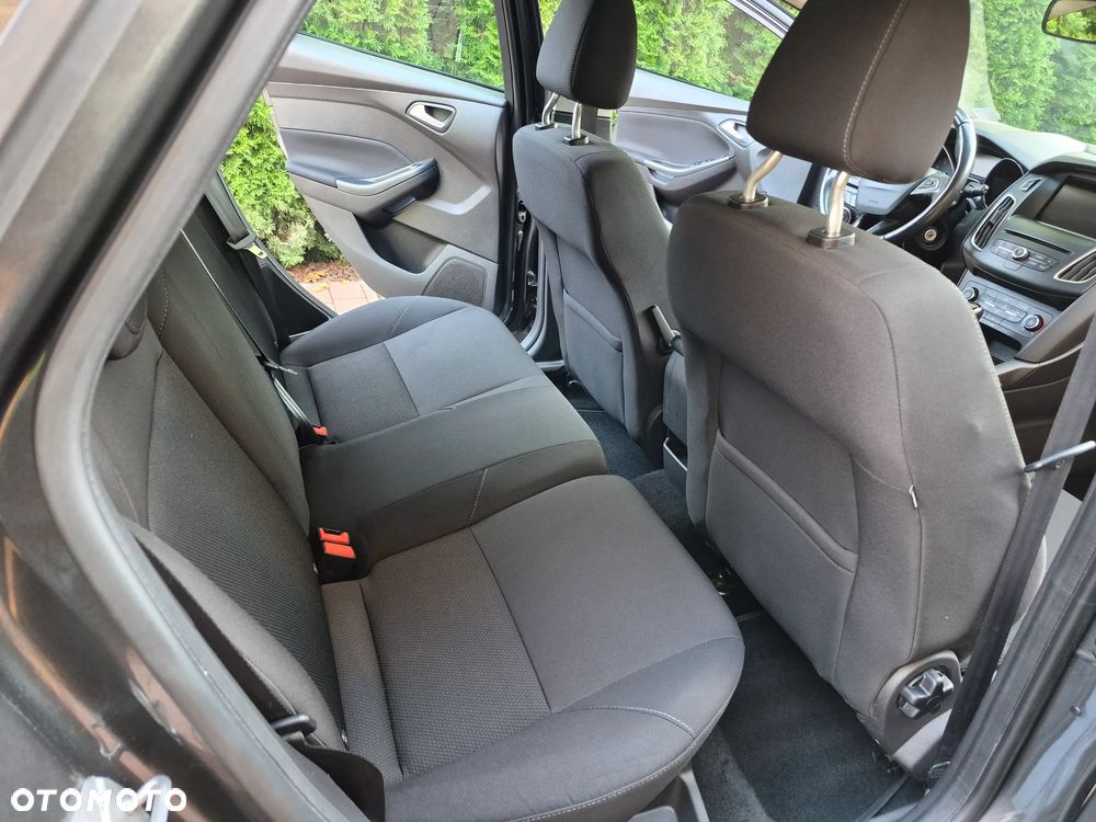 Ford Focus - 14