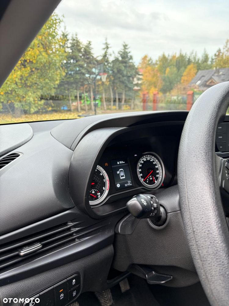 Hyundai i20 - 8