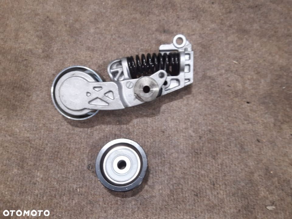 LEXUS NX 2.0T 14-21r Napinacz Paska - 2