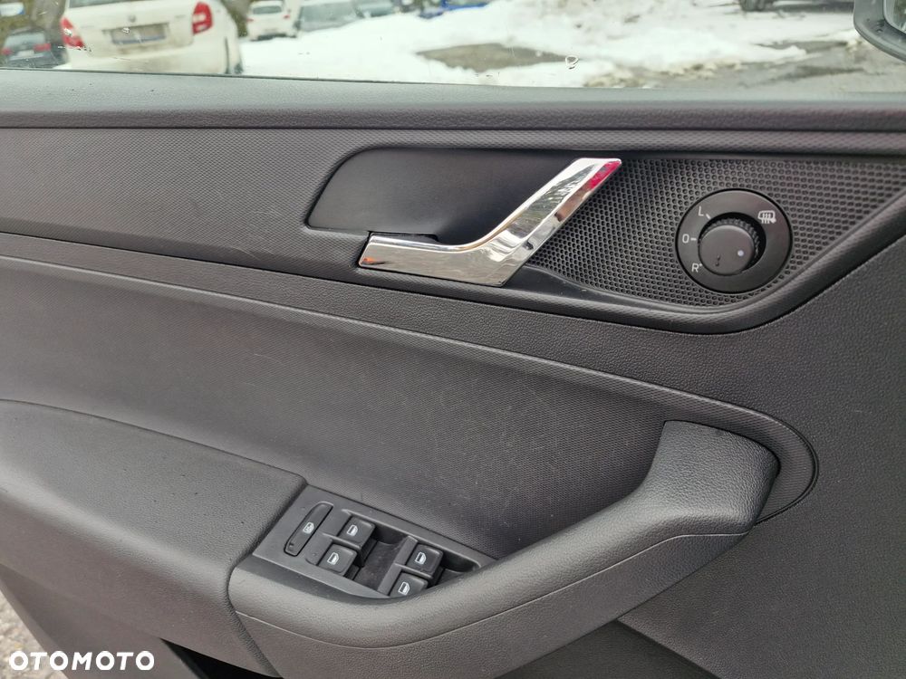 Skoda RAPID 1.6 TDI DPF Active - 8