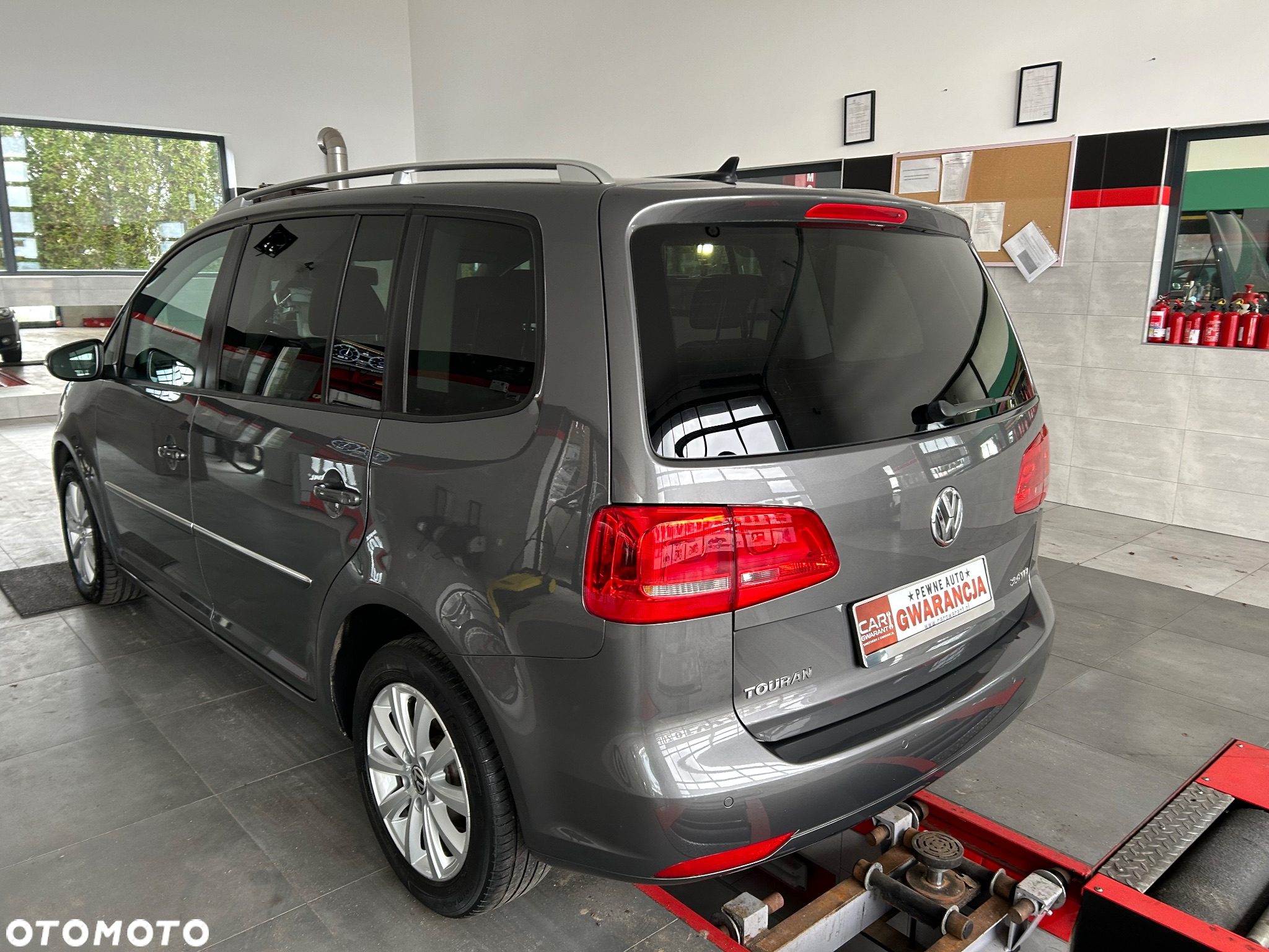 Volkswagen Touran 2.0 TDI BMT Comfortline Plus DSG - 5