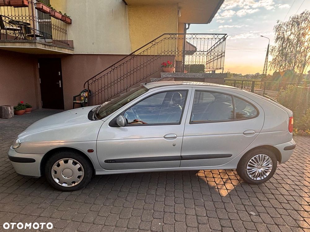 Renault Megane 1.4 16V Expression - 3