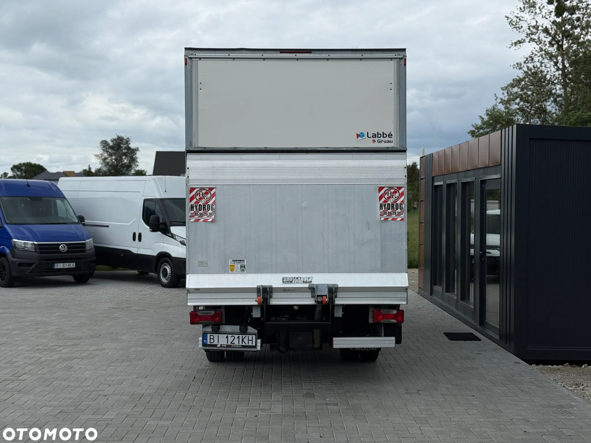 Iveco Daily 35C16 3.0 HPI 160KM / Kontener 4,2m + Winda 750KG / 2020R / Zarejestrowany w PL - 9