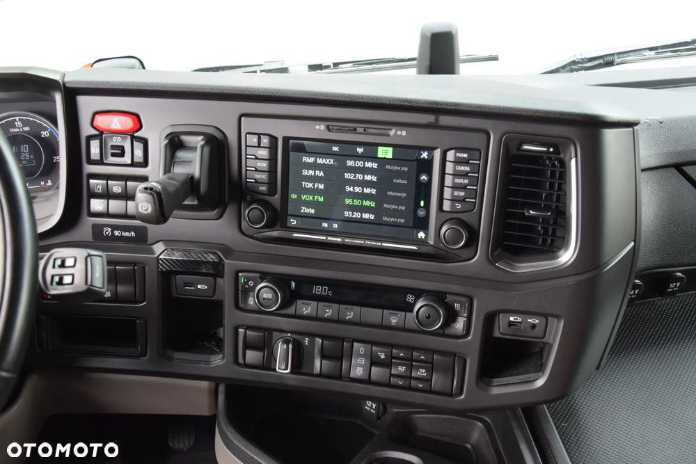 Scania R500 / RETARDER / KLIMATYZACJA POSTOJOWA / ACC / KLIMA / FULL LEDY / FULL SPILERY / 2 ZBIORNIKI PALIWA / SERWISOWANA / SPROWADZONA - 30