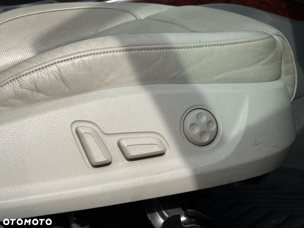 Audi A4 Limousine - 27