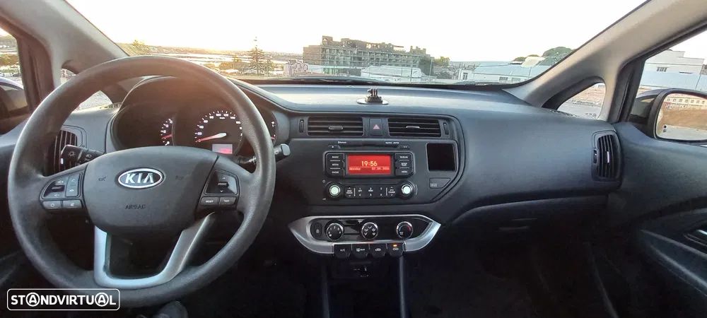 Kia Rio 1.1 CRDi EX - 6