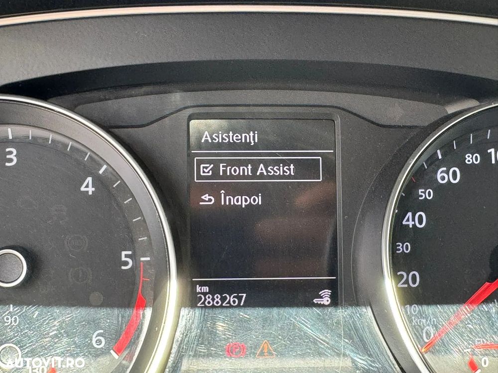 Volkswagen Passat - 17