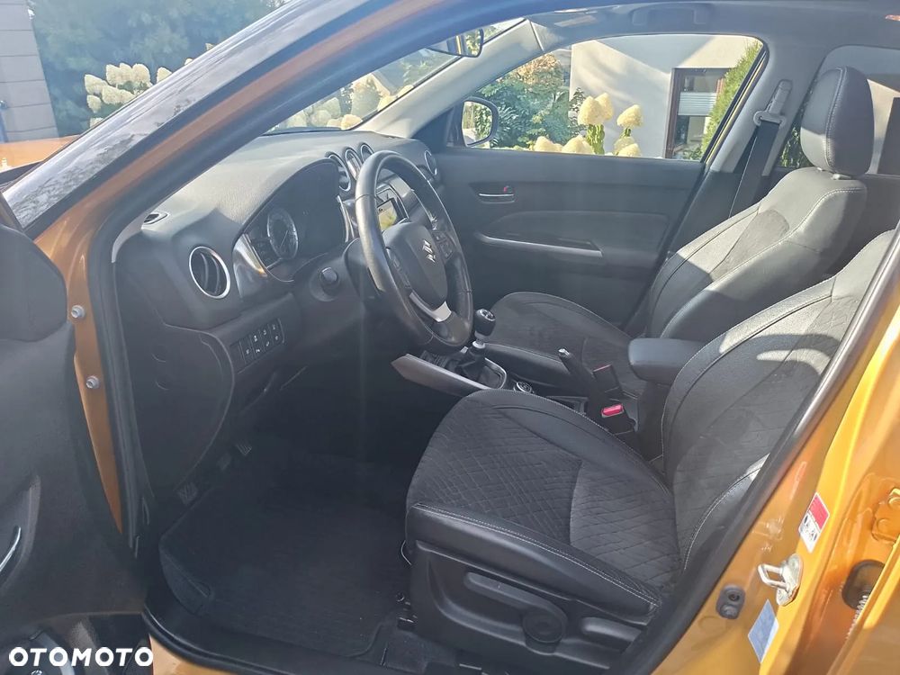 Suzuki Vitara 1.4 Boosterjet SHVS Premium 4WD - 20