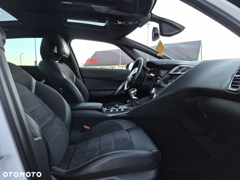 Citroën DS5 HDi 165 Business - 9