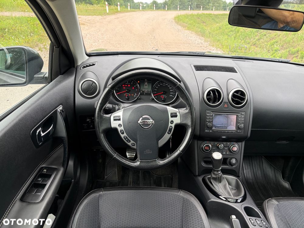 Nissan Qashqai 2.0 360 - 12