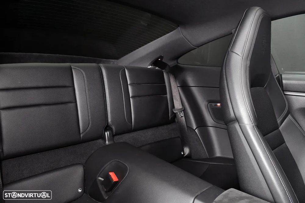 Porsche 911 (992) Carrera - 14