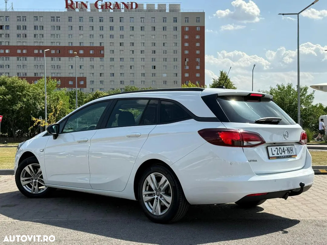 Opel Astra 1.2 Turbo Start/Stop Sports Tourer Design&Tech - 6