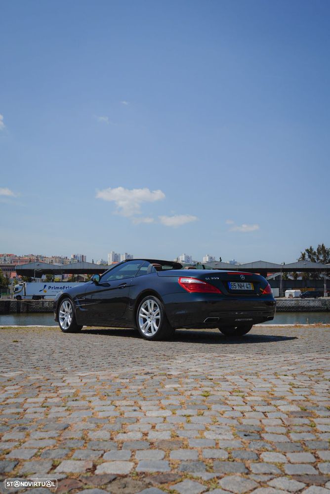 Mercedes-Benz SL 350 Standard - 36