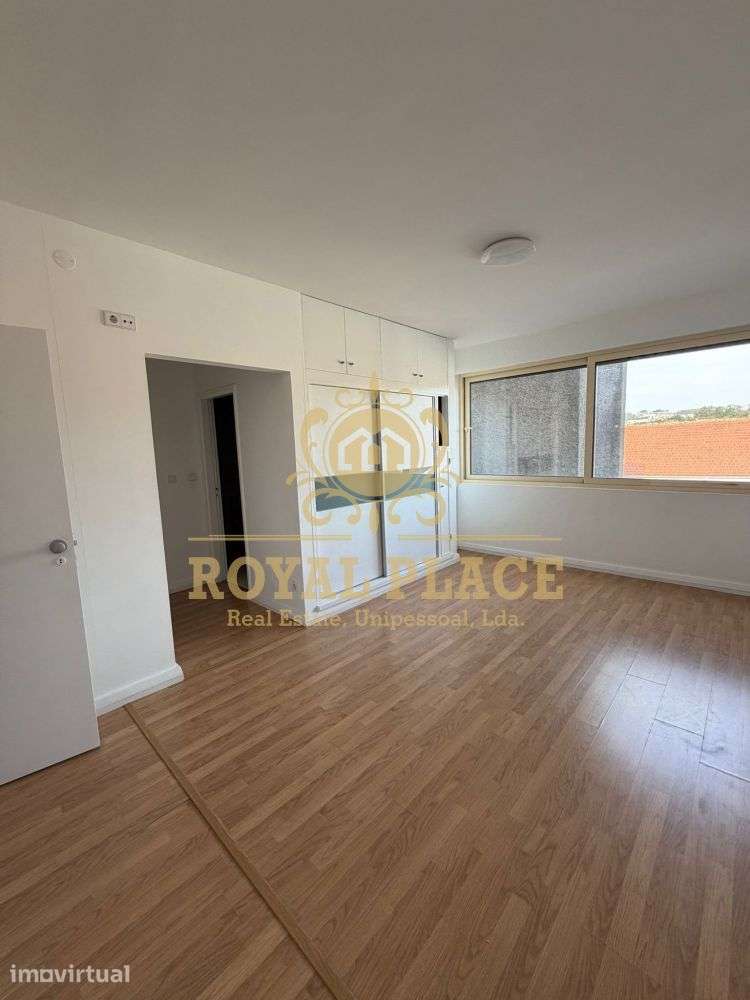 Apartamento T3 Duplex, Santa Maria da Feira - Grande imagem: 2/17