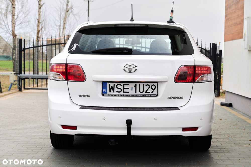 Toyota Avensis 2.0 D-4D Executive - 13