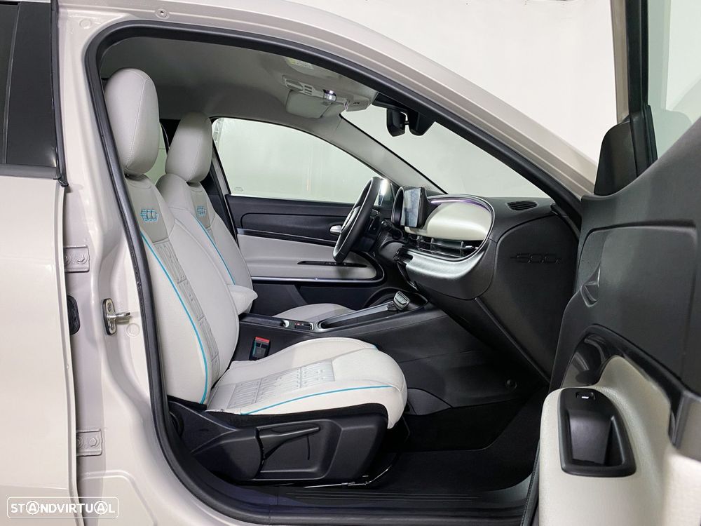 Fiat 600 HYBRID 125 Anos Edition - 19