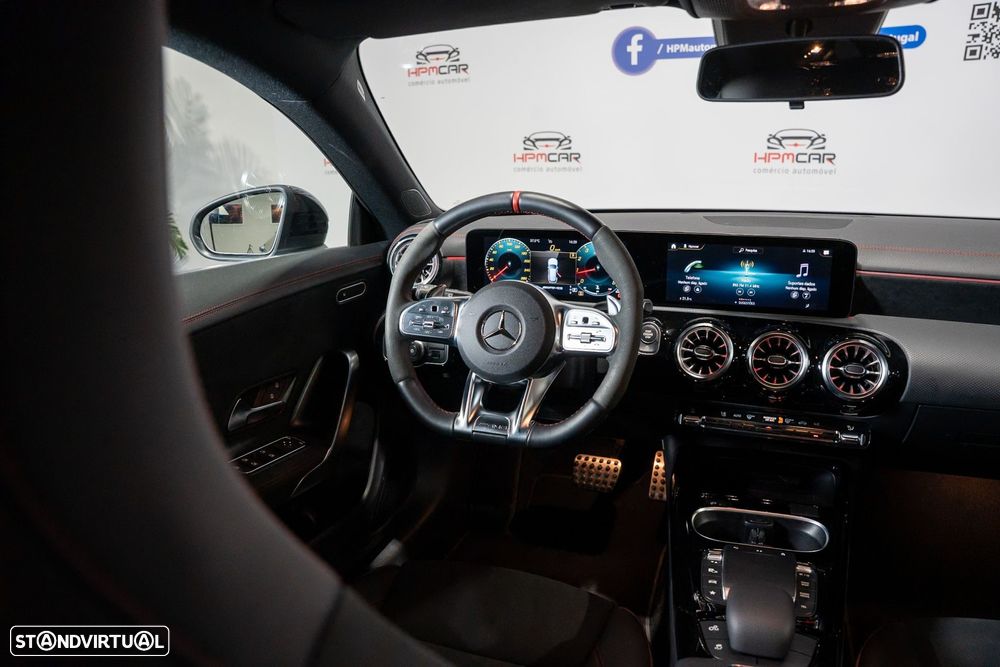 Mercedes-Benz CLA 35 AMG - 16