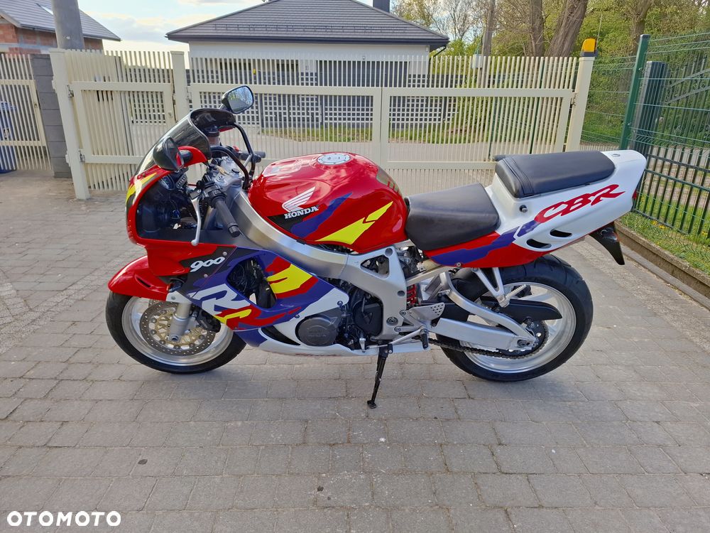 Honda CBR - 23