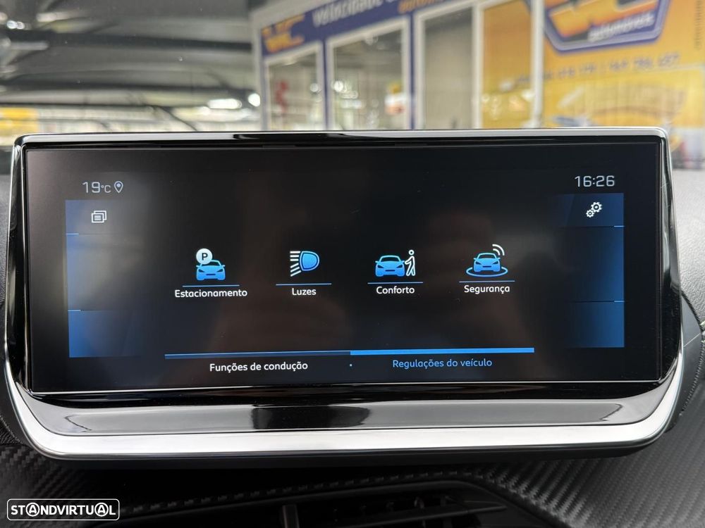 Peugeot 2008 1.2 PureTech GT EAT8 - 30