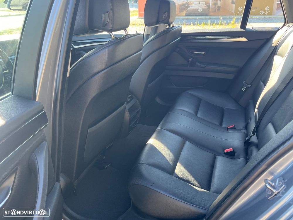 BMW 520 d Auto - 14