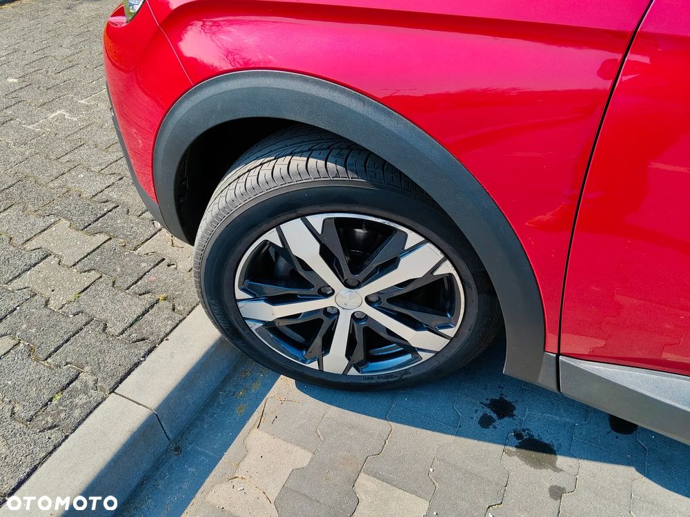 Peugeot 3008 1.2 PureTech Allure S&S - 12