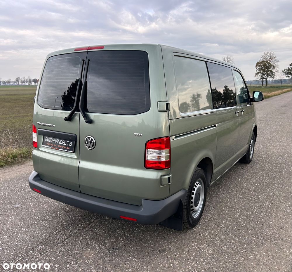 Volkswagen Transporter - 11