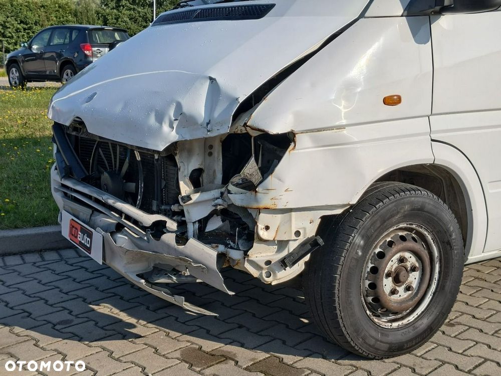 Mercedes-Benz Sprinter - 23