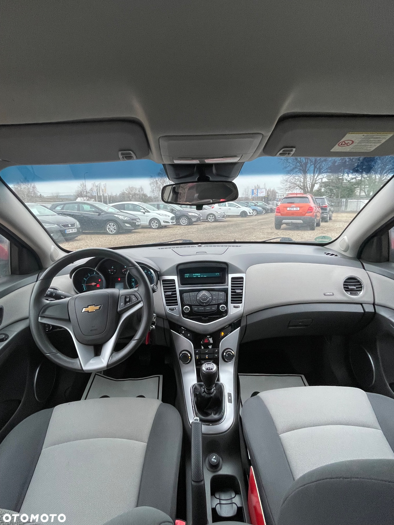 Chevrolet Cruze 1.6 LS - 24