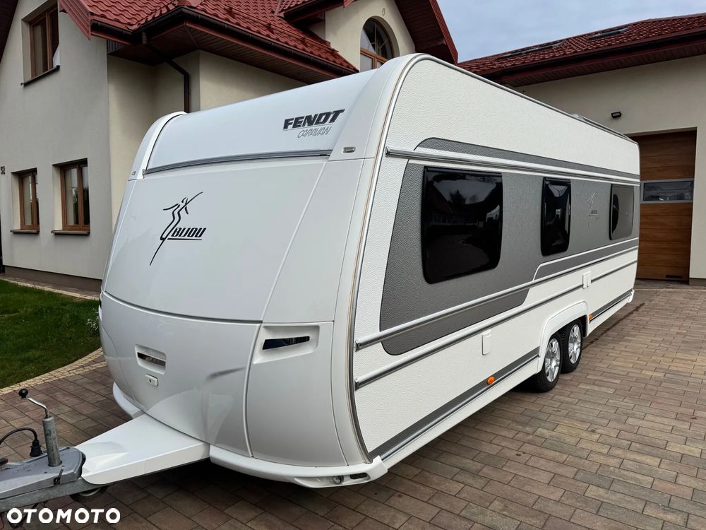 Fendt binjou 590 - 1
