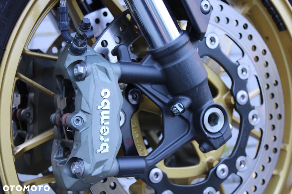 Kawasaki Z 900 RS - 16