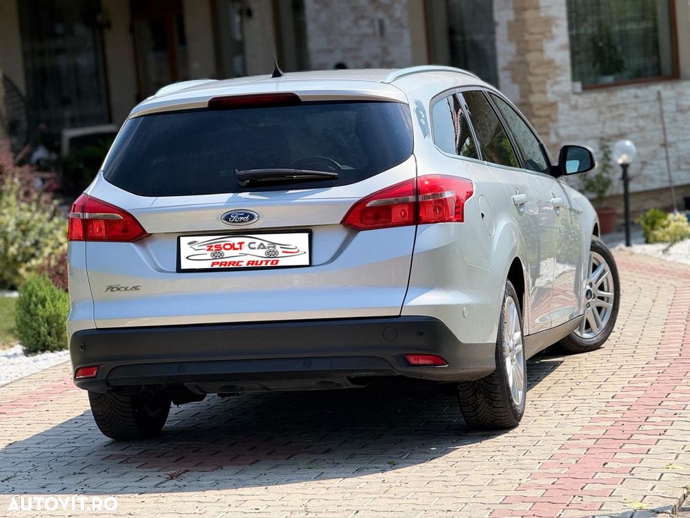 Ford Focus 1.6 TDCI DPF Start-Stopp-System Titanium - 6