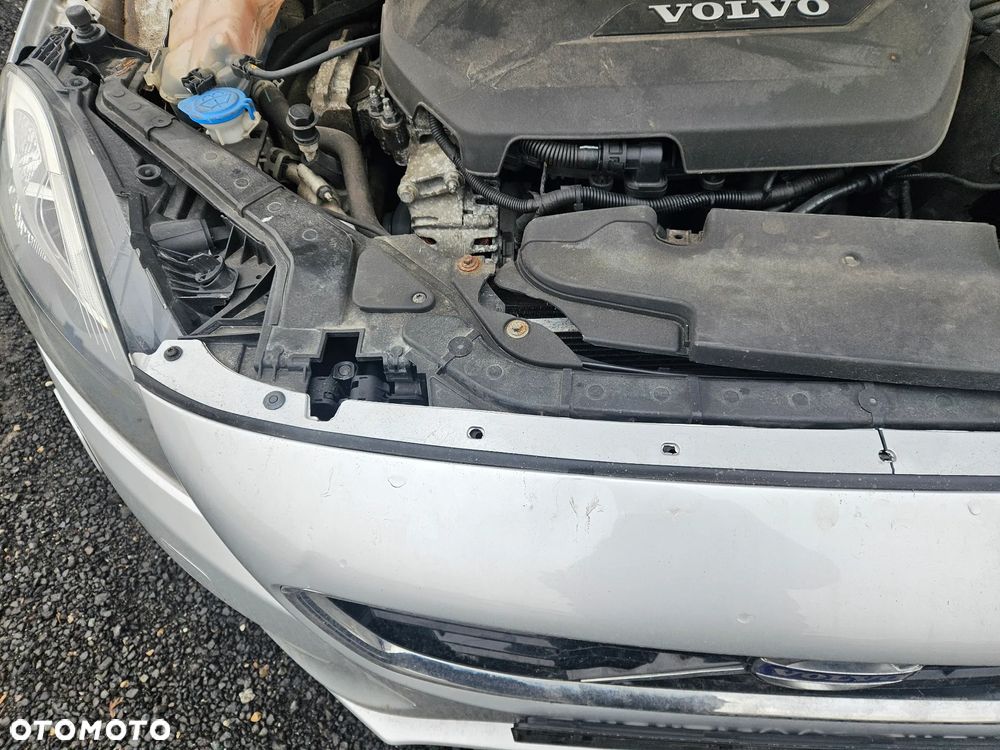 Volvo V40 T3 - 10